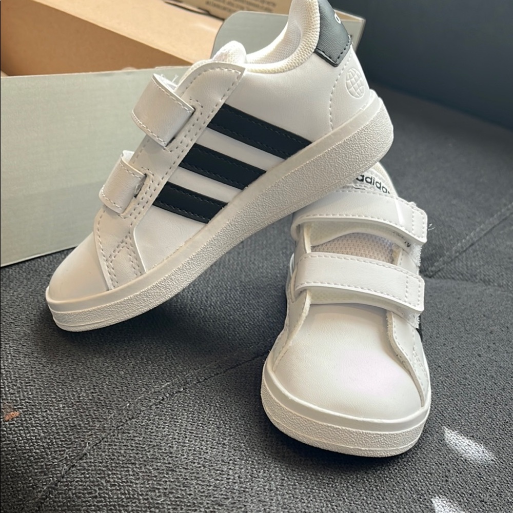 Adidas White Sneakers with Velcro Straps and Rubber Sole